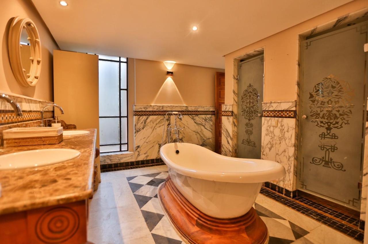 Villa May Sur Le Golf De La Palmeraie With Cooker And Butler Included Marrakesh Exterior foto